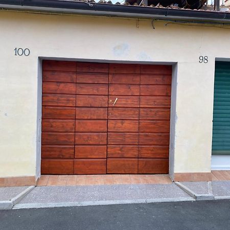 8+8 Appartamento Con Garage Livorno Exterior foto